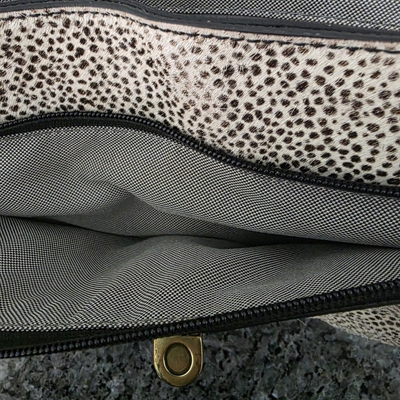 Fossil Amelia Crossbody/backpack - Picture 9 of 14